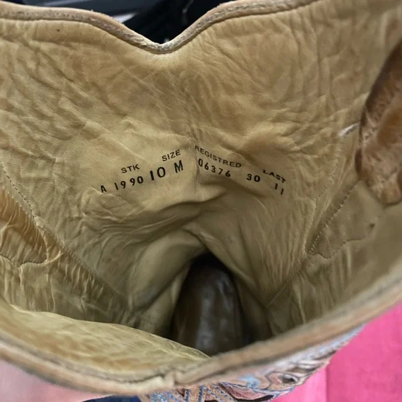 COPY - Corral peace sign heart square toe boots - Picture 7 of 7